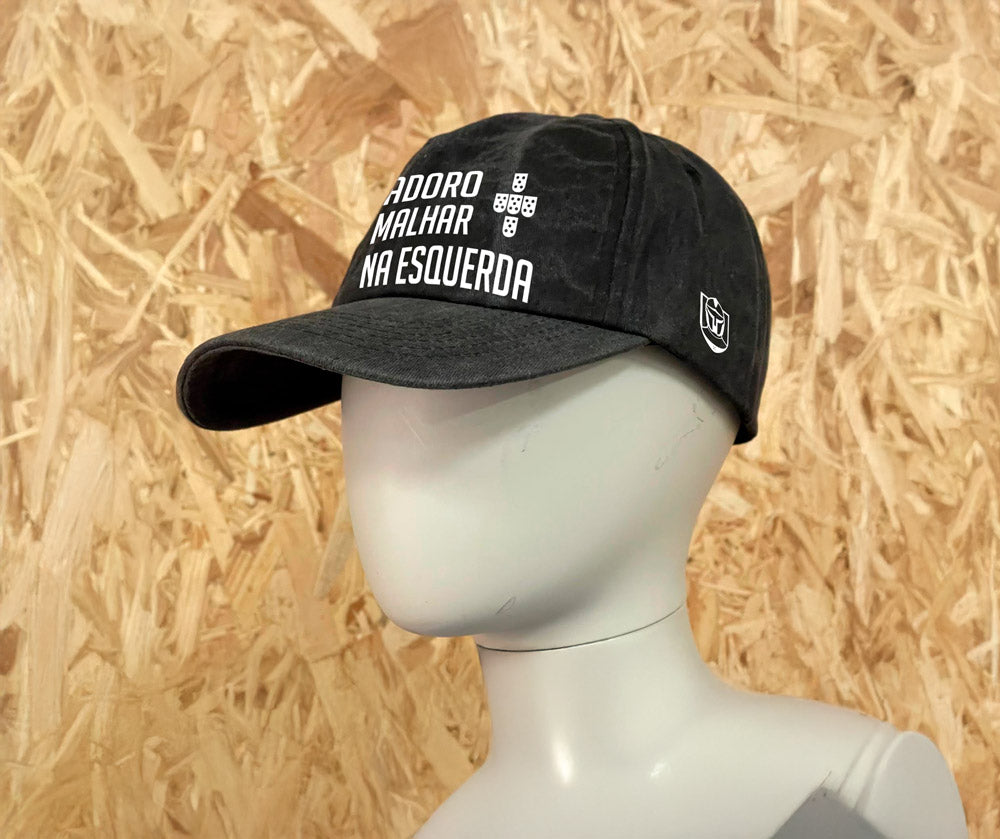 Boné Resiste - Adoro Malhar na Esquerda